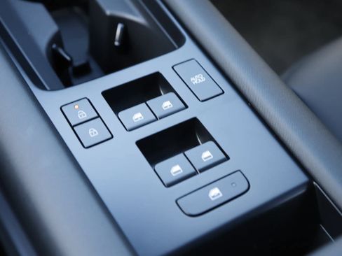 New 2025 Hyundai Ioniq 6 Limited image 29