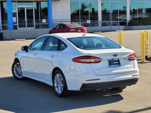 Used 2020 Ford Fusion SE image 7