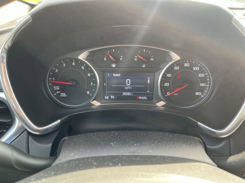 Used 2024 Chevrolet Equinox LT FWD image 15