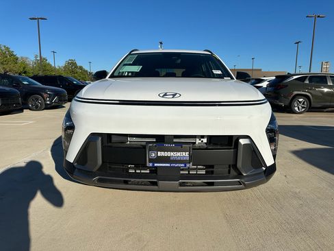 New 2026 Hyundai Kona SEL Premium image 2