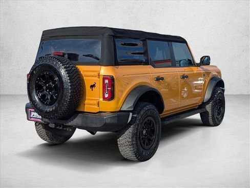 Used 2022 Ford Bronco Wildtrak image 5