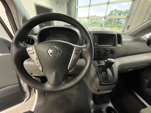 Used 2021 Nissan NV200 SV w/ Back Door Glass Package image 15
