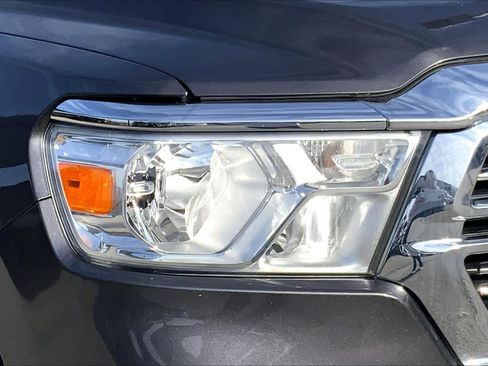 Certified 2024 RAM 1500 Laramie image 24