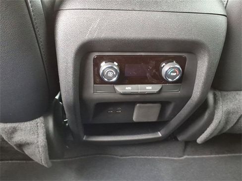 New 2026 Chevrolet Traverse LT w/ Driver Confidence Package image 21