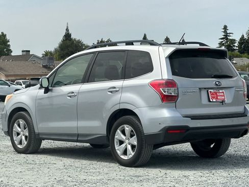 Used 2015 Subaru Forester 2.5i Limited AWD/4WD image 7