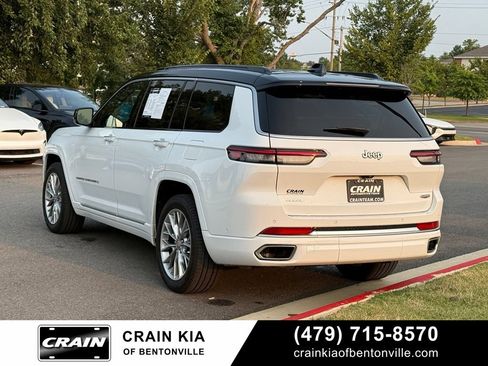 Used 2025 Jeep Grand Cherokee L Summit w/ Luxury Tech Group V AWD/4WD image 5