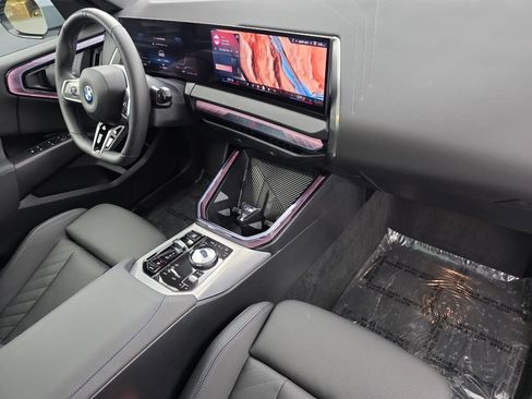 Used 2025 BMW X3 xDrive30i w/ M Sport Package AWD/4WD image 29