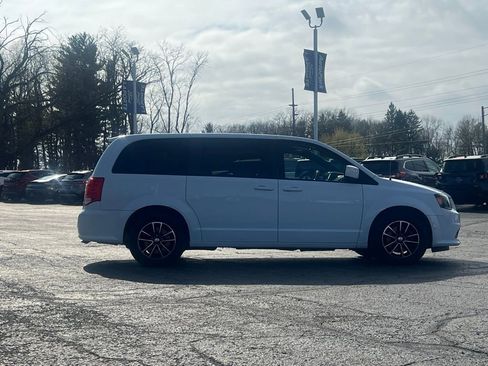Used 2019 Dodge Grand Caravan GT FWD image 9