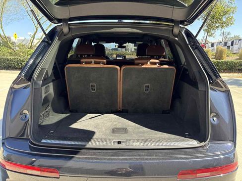 Used 2018 Audi Q7 3.0T Premium Plus w/ Premium Plus Package image 11