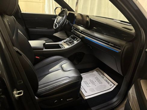 Used 2024 Hyundai Palisade Calligraphy image 31