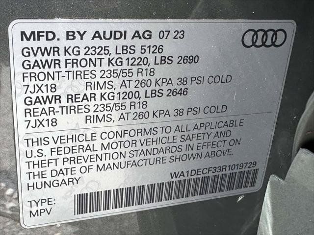 Used 2024 Audi Q3 2.0T Premium w/ Convenience Package AWD/4WD image 39