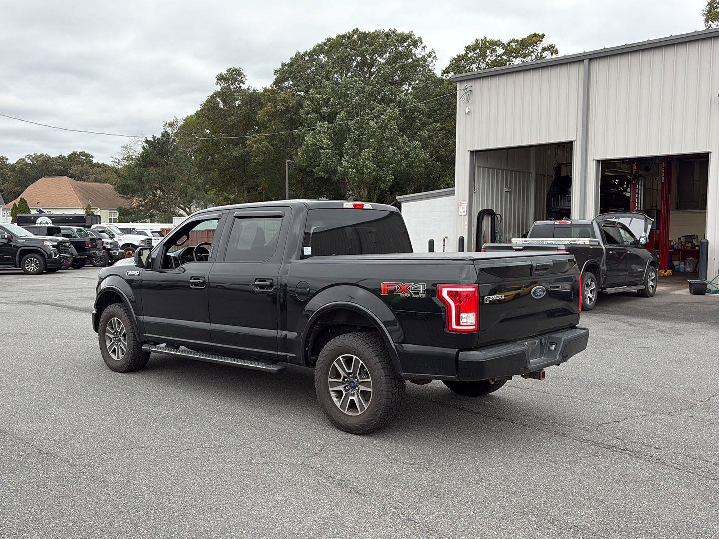 Used 2017 Ford F150 XLT w/ Equipment Group 301A Mid AWD/4WD image 4