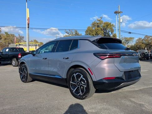 Certified 2025 Chevrolet Equinox EV LT image 8