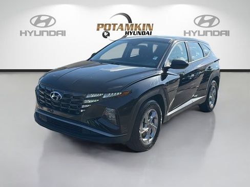 Used 2024 Hyundai Tucson SE FWD image 1