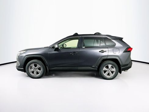 Used 2025 Toyota RAV4 XLE image 4