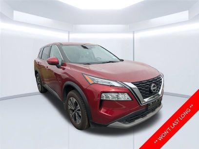 Used 2023 Nissan Rogue SV