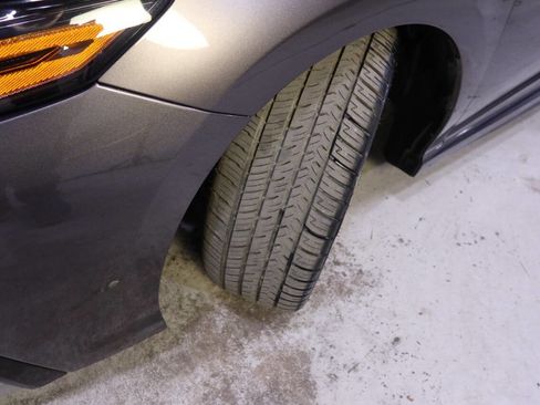 Used 2023 Toyota Camry XSE w/ Navigation Package image 11