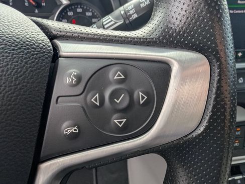 Used 2024 GMC Terrain SLE w/ Fleet Convenience Package FWD image 10