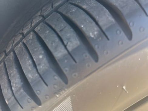 Used 2025 Volvo S60 B5 Plus w/ Climate Package image 32