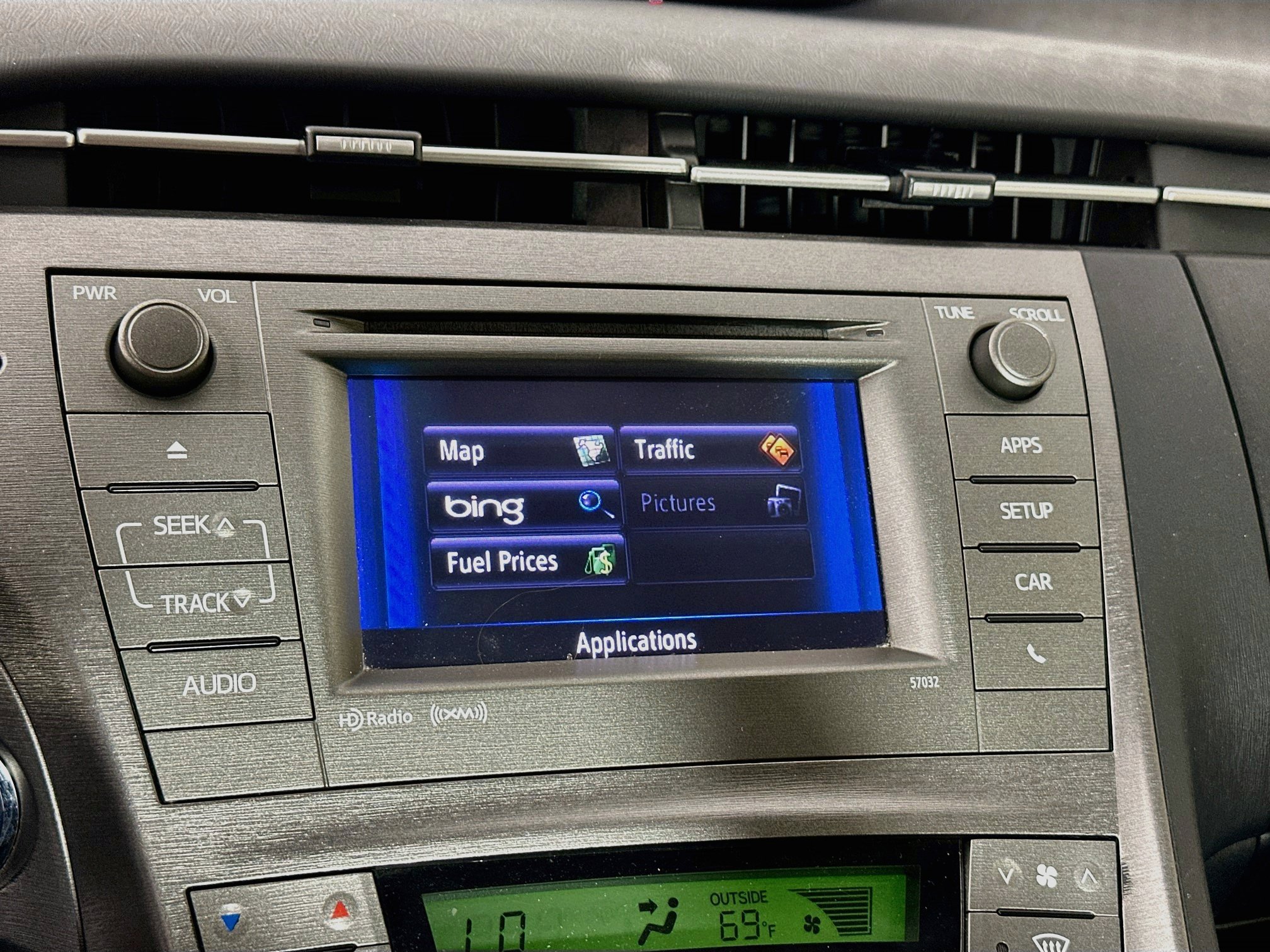 Used 2014 Toyota Prius Three FWD image 19