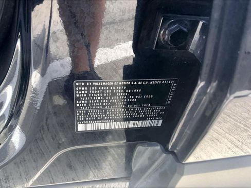 Used 2024 Volkswagen Taos S FWD image 31