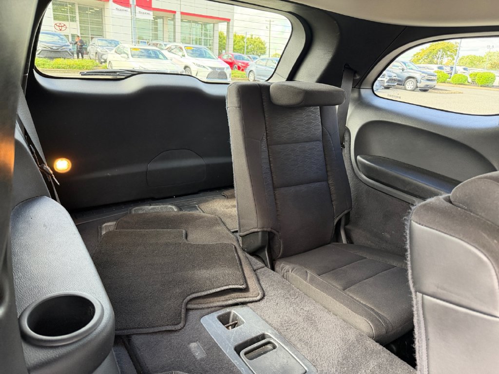 Used 2022 Dodge Durango SXT w/ Anodized Platinum Package AWD/4WD image 23