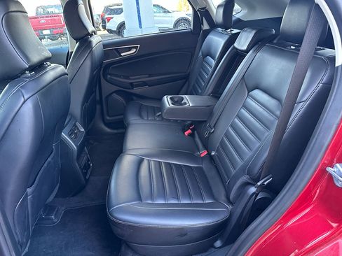 Certified 2024 Ford Edge SEL w/ Convenience Package image 8