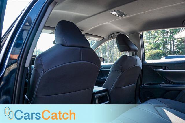 Used 2020 Toyota Camry LE FWD image 30