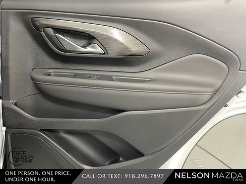 Used 2022 GMC Terrain SLT w/ Infotainment Package II image 41