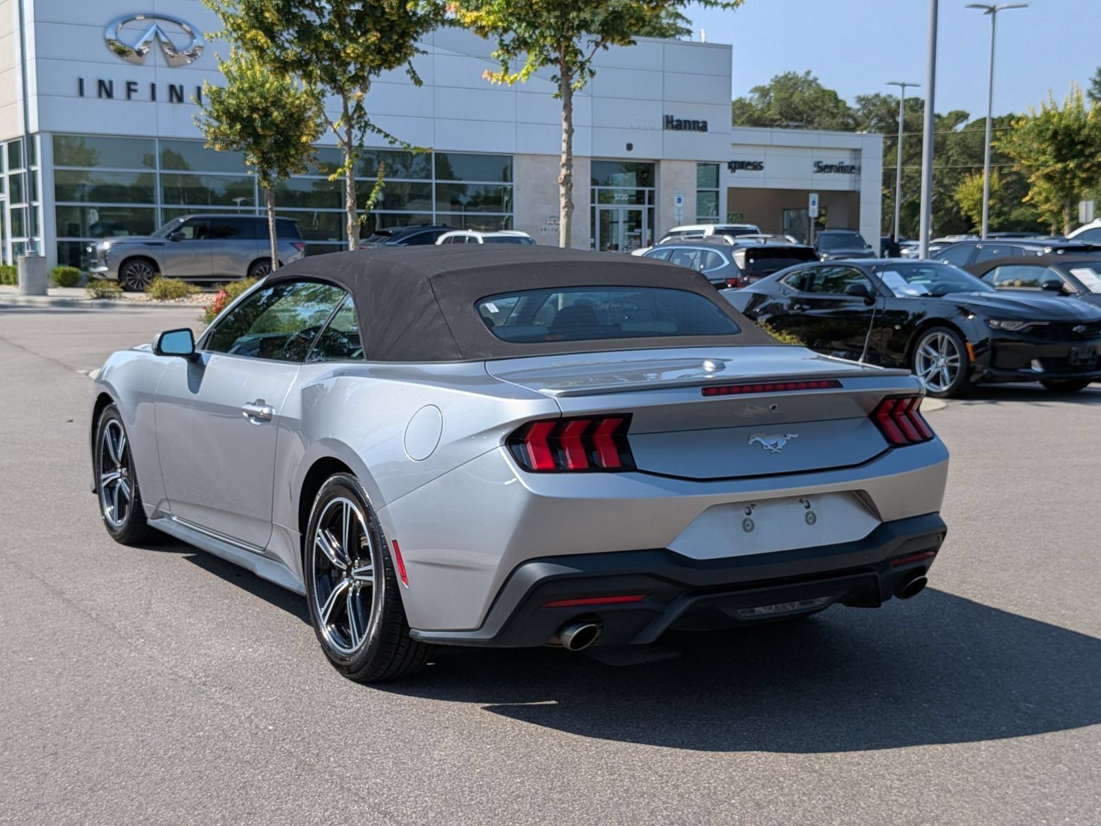 Used 2024 Ford Mustang Premium RWD image 5