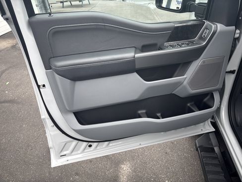 New 2026 Ford F250 XLT w/ XLT Premium Package image 16