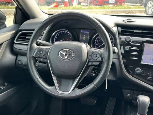 Used 2019 Toyota Camry SE FWD image 34