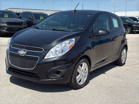 Used 2014 Chevrolet Spark LT FWD image 2