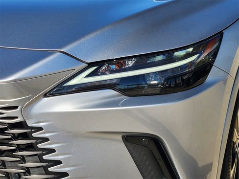 Used 2023 Lexus RX 350 Premium image 9