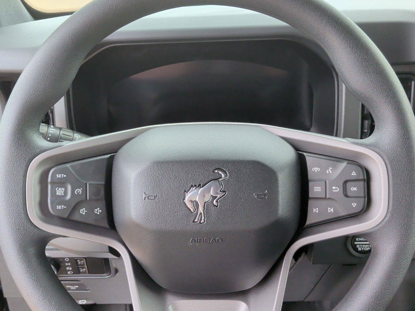 New 2025 Ford Bronco 4-Door AWD/4WD image 12