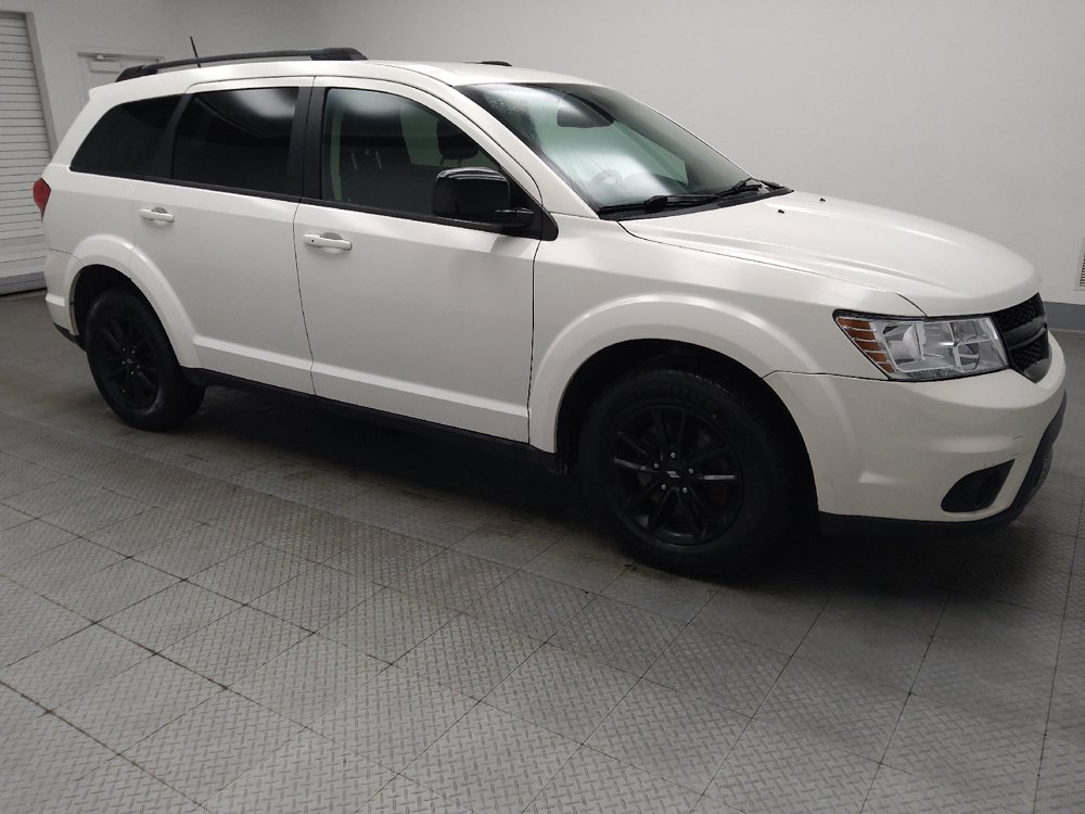Used 2019 Dodge Journey SE w/ Blacktop Package FWD image 11