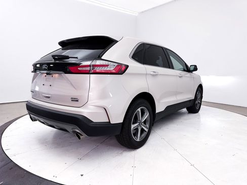 Used 2019 Ford Edge SEL w/ Equipment Group 201A AWD/4WD image 13