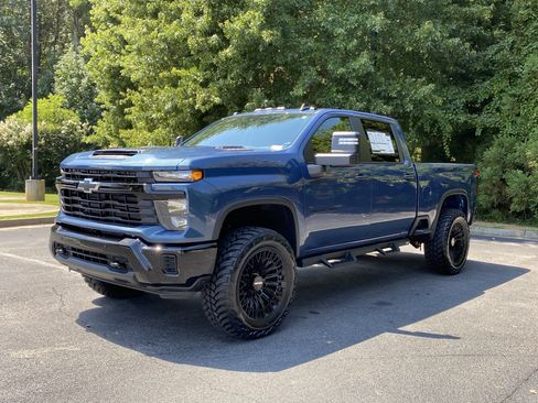 New 2026 Chevrolet Silverado 2500 Custom w/ Custom Value Package AWD/4WD image 5