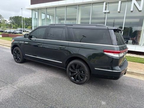 Used 2024 Lincoln Navigator L Black Label AWD/4WD image 8