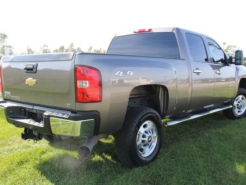 Used 2011 Chevrolet Silverado 2500 LT w/ Interior Plus Package image 5