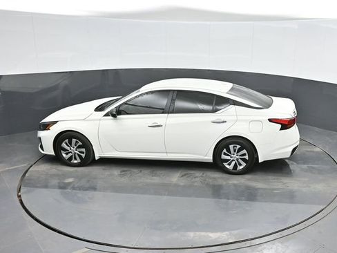 Used 2025 Nissan Altima 2.5 S image 33