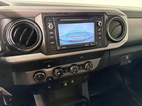 Used 2019 Toyota Tacoma SR5 image 16