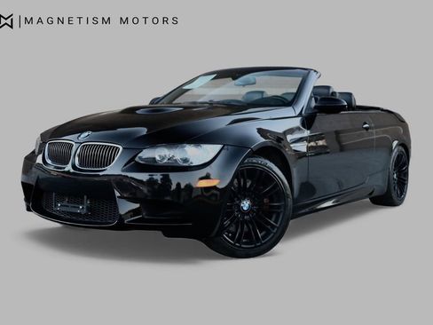 Used 2008 BMW M3 Convertible w/ Technology Pkg image 4