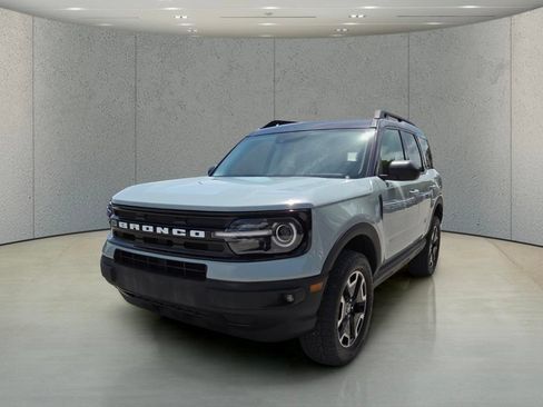 Used 2022 Ford Bronco Sport Outer Banks AWD/4WD image 10