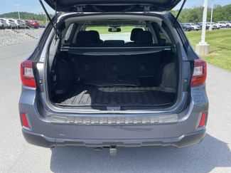 Used 2015 Subaru Outback 2.5i Premium AWD/4WD video 5