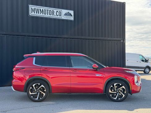 Used 2024 Mitsubishi Outlander SEL AWD/4WD image 6