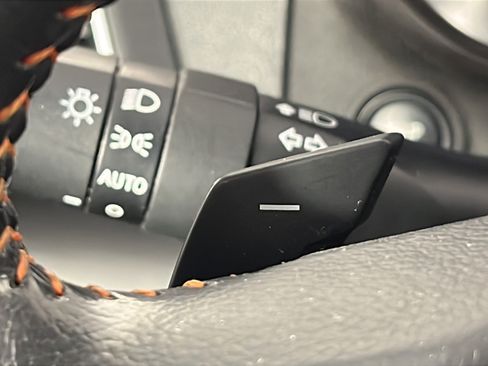 Used 2019 Subaru Crosstrek 2.0i Limited w/ Moonroof Package w/Navigation AWD/4WD image 28
