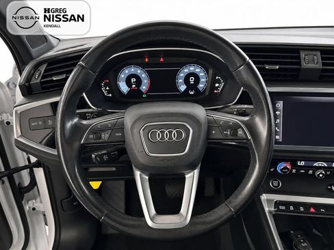 Used 2024 Audi Q3 2.0T Premium AWD/4WD image 9