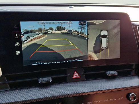 Used 2023 Kia Sportage SX image 20