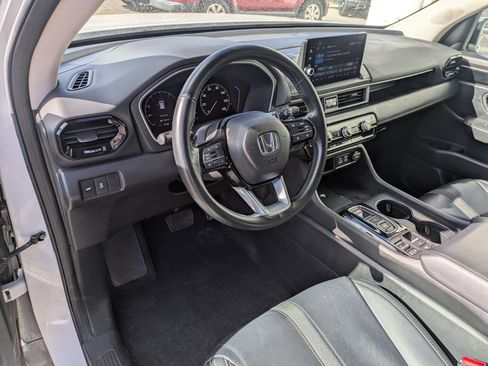 Used 2023 Honda Pilot EX-L image 17